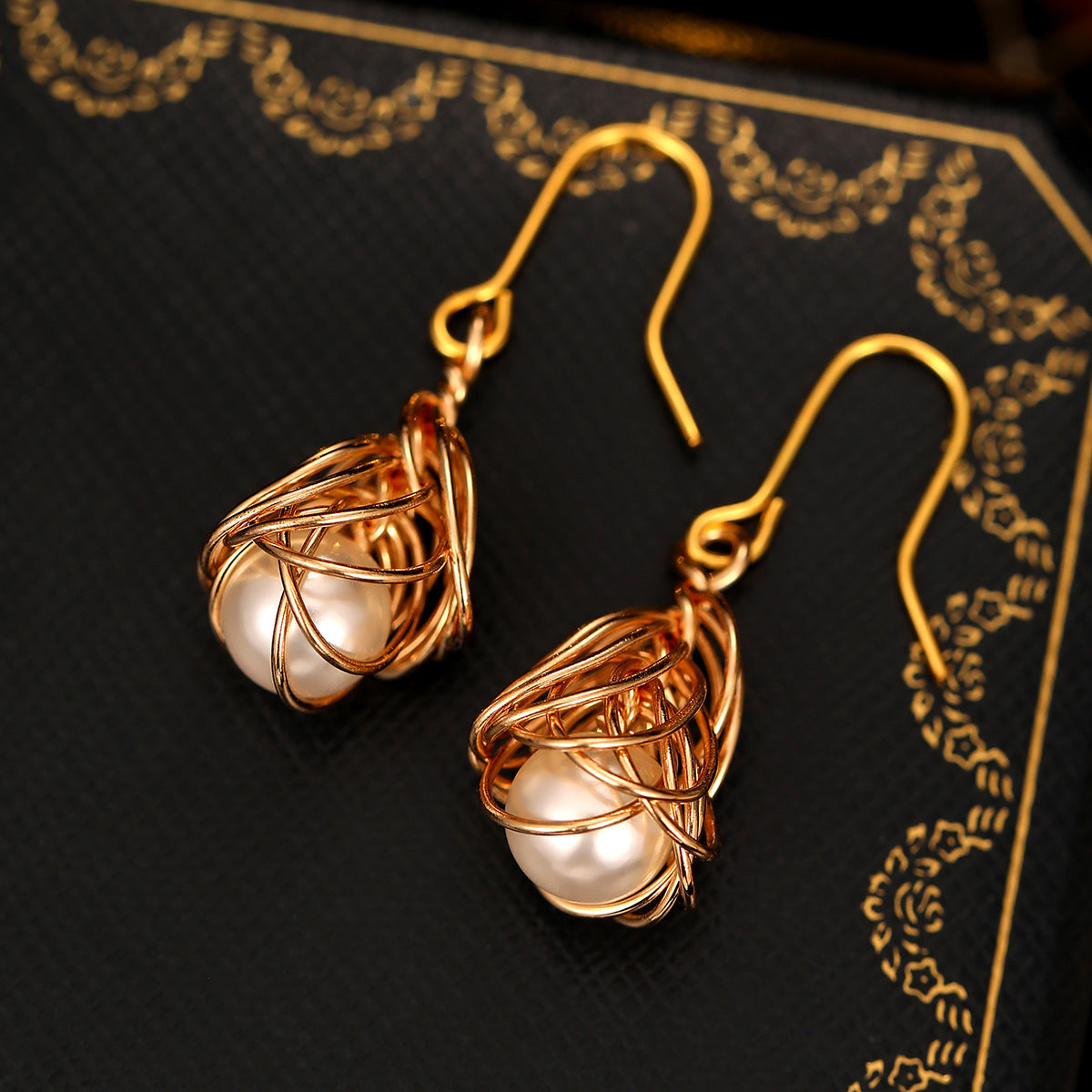 DIY Handmade Winding Retro Baroque Pearl Earrings