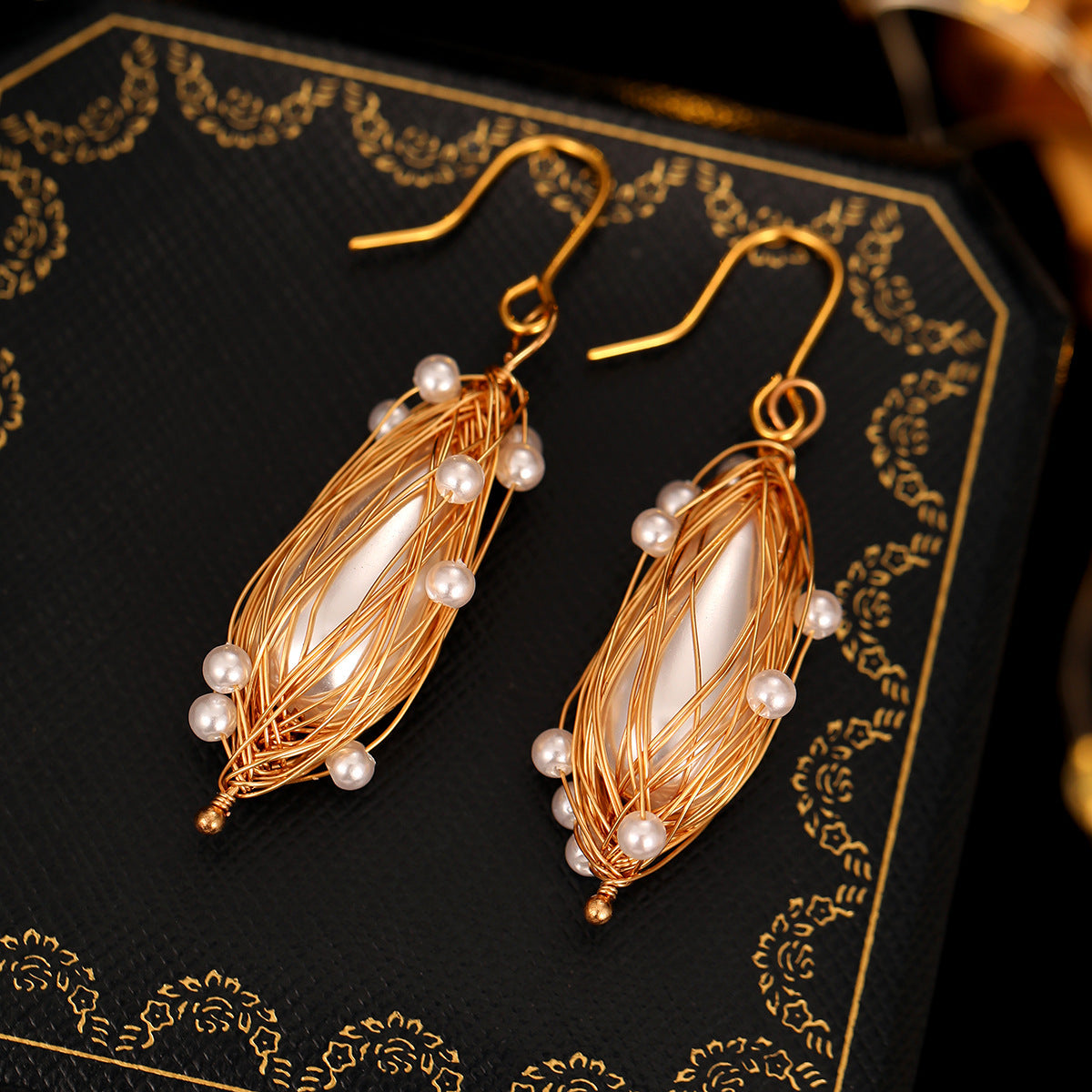 DIY Handmade Winding Retro Baroque Pearl Earrings
