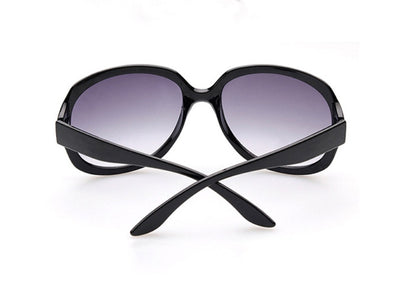 Classic ladies sunglasses