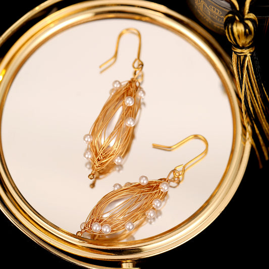 DIY Handmade Winding Retro Baroque Pearl Earrings